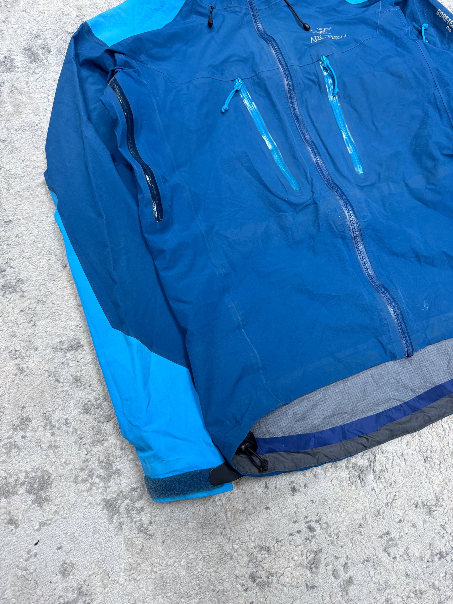Arcteryx alpha AR jacket (S)